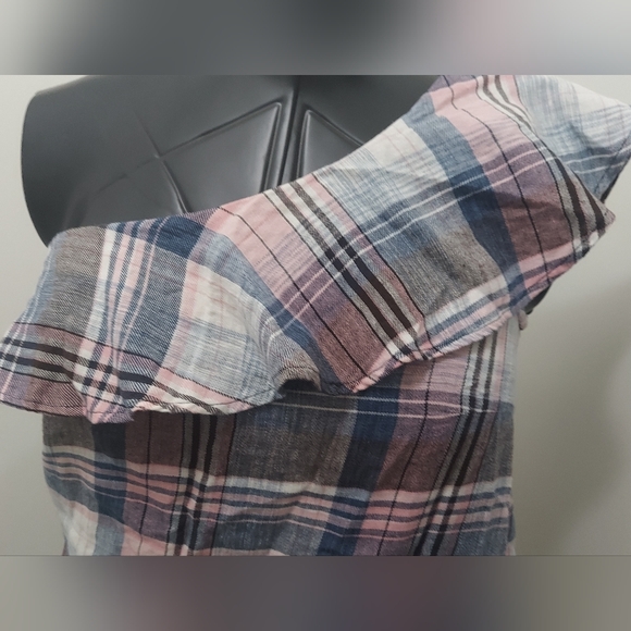 Cloth & Stone ruffled one shoulder multi color plaid top - Picture 3 of 3